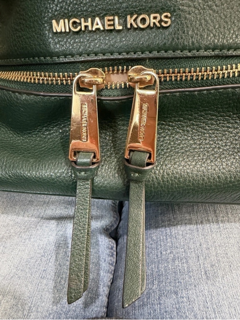 Michael Kors Green Pebbled Leather Backpack Gold Hardware Zipper Inner pocket - Picture 10 of 10